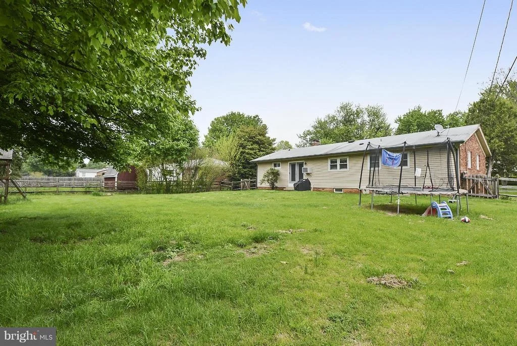 Photo of 7810 SPOUT SPRING ROAD