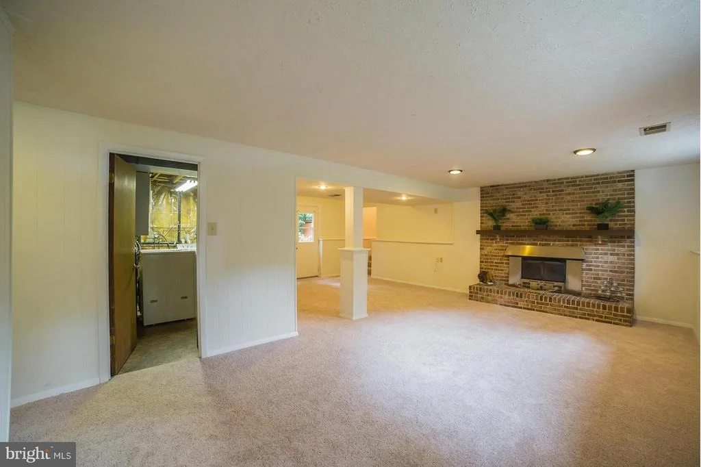 Photo of 7908 HILL STREAM COURT