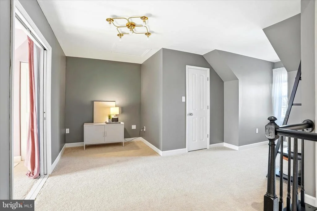 Photo of 2379 BEAR DEN ROAD