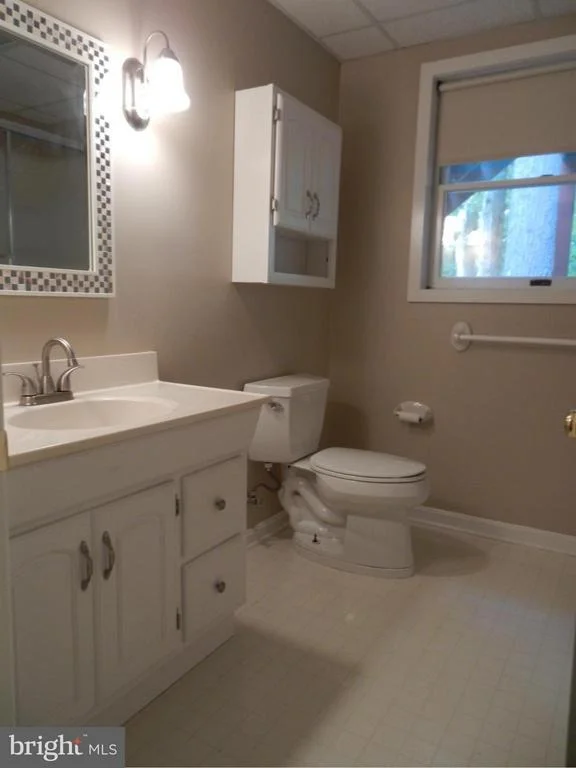 Photo of 45286 BAREFOOT DRIVE
