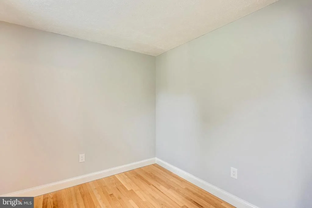 Photo of 15209 DONNA DRIVE