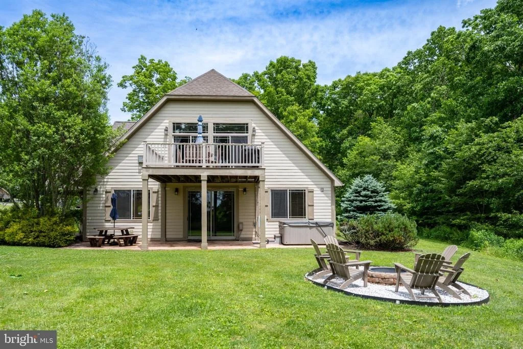 Photo of 110 NORTHLAKE DRIVE