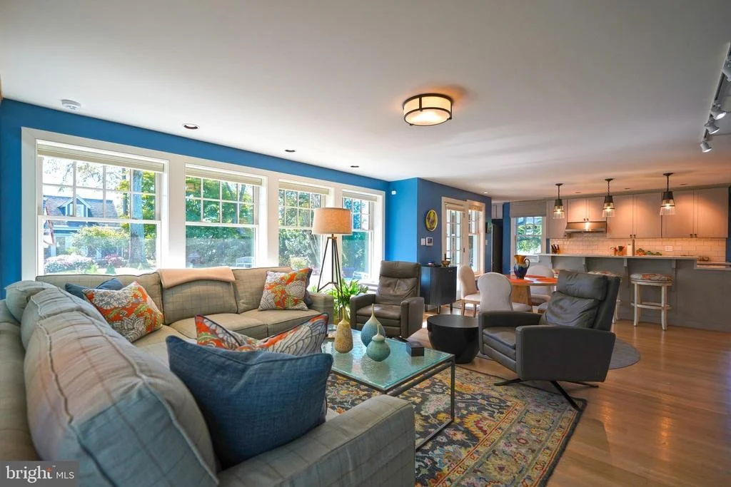 Photo of 410 PILOTTOWN ROAD