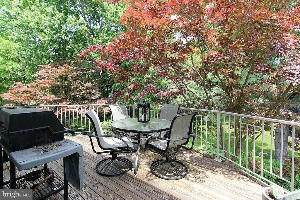 Photo of 6950 DUNCRAIG COURT