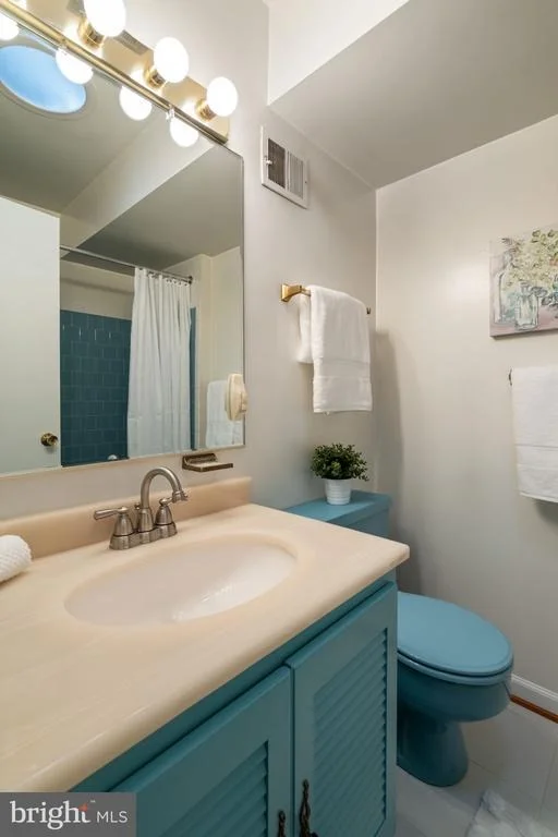 Photo of 2719 DEEPFORD DRIVE
