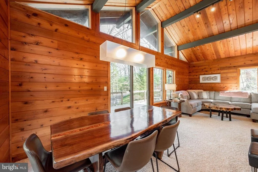 Photo of 106 LODGE CIRCLE