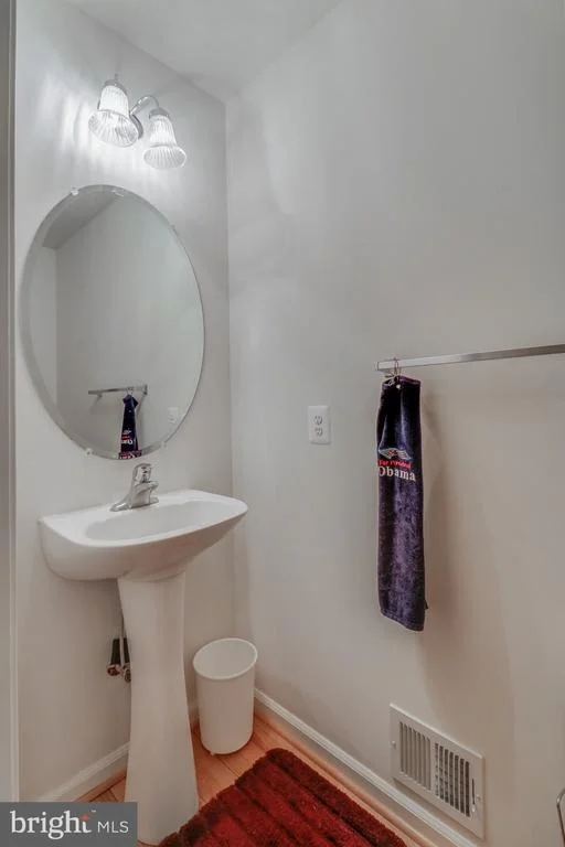 Photo of 254 LONE TREE DRIVE