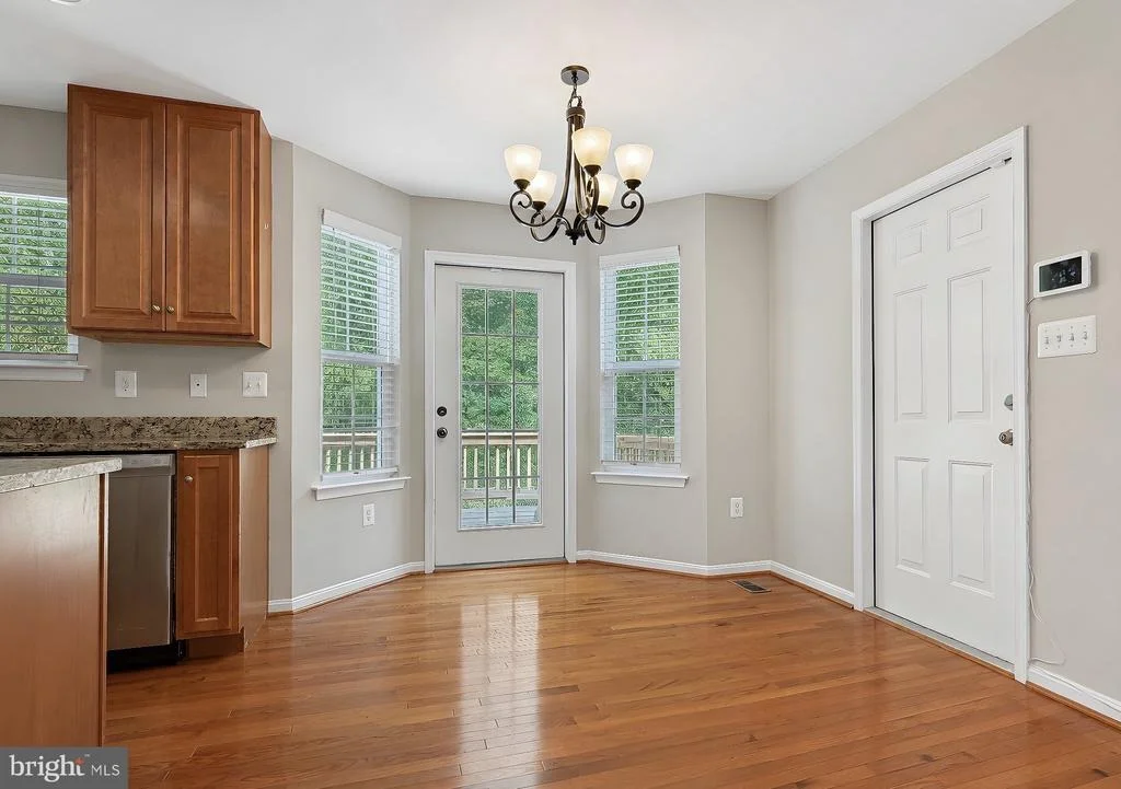 Photo of 976 JOHNSWOODS ROAD