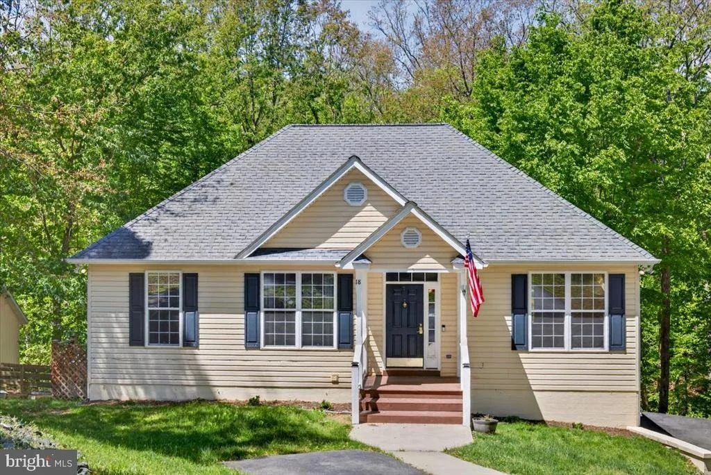 Photo of 18 CHICKASAW PLACE