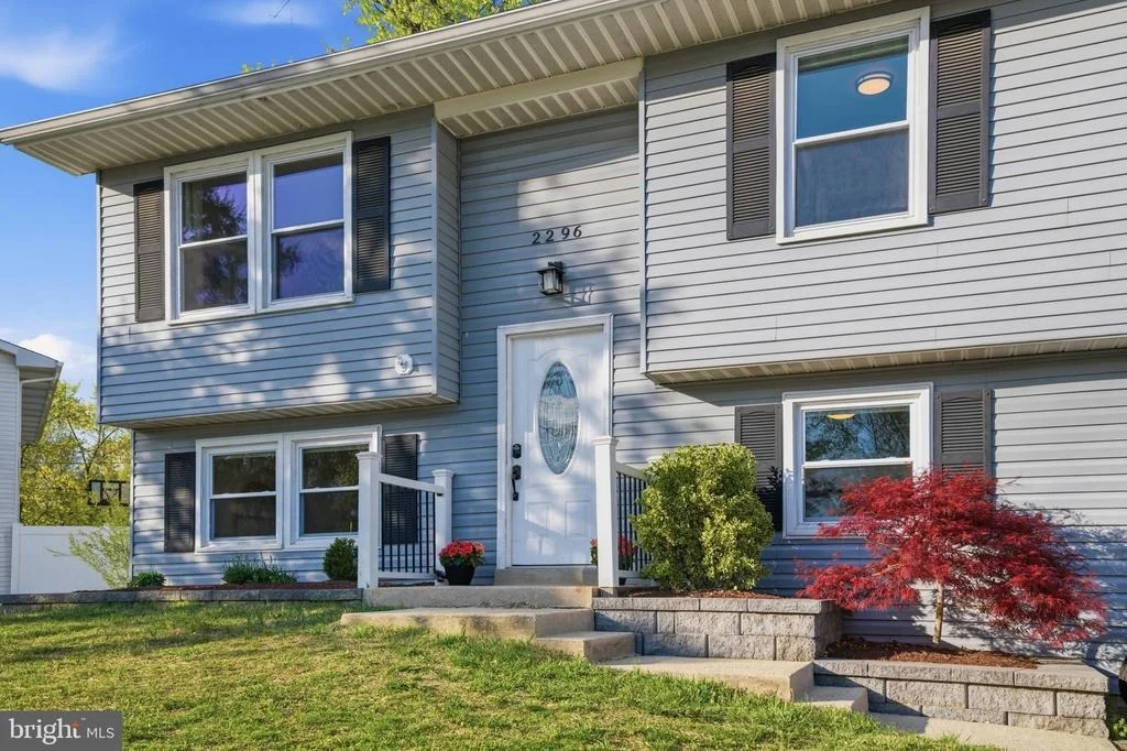 Photo of 2296 FOUR SEASONS DRIVE