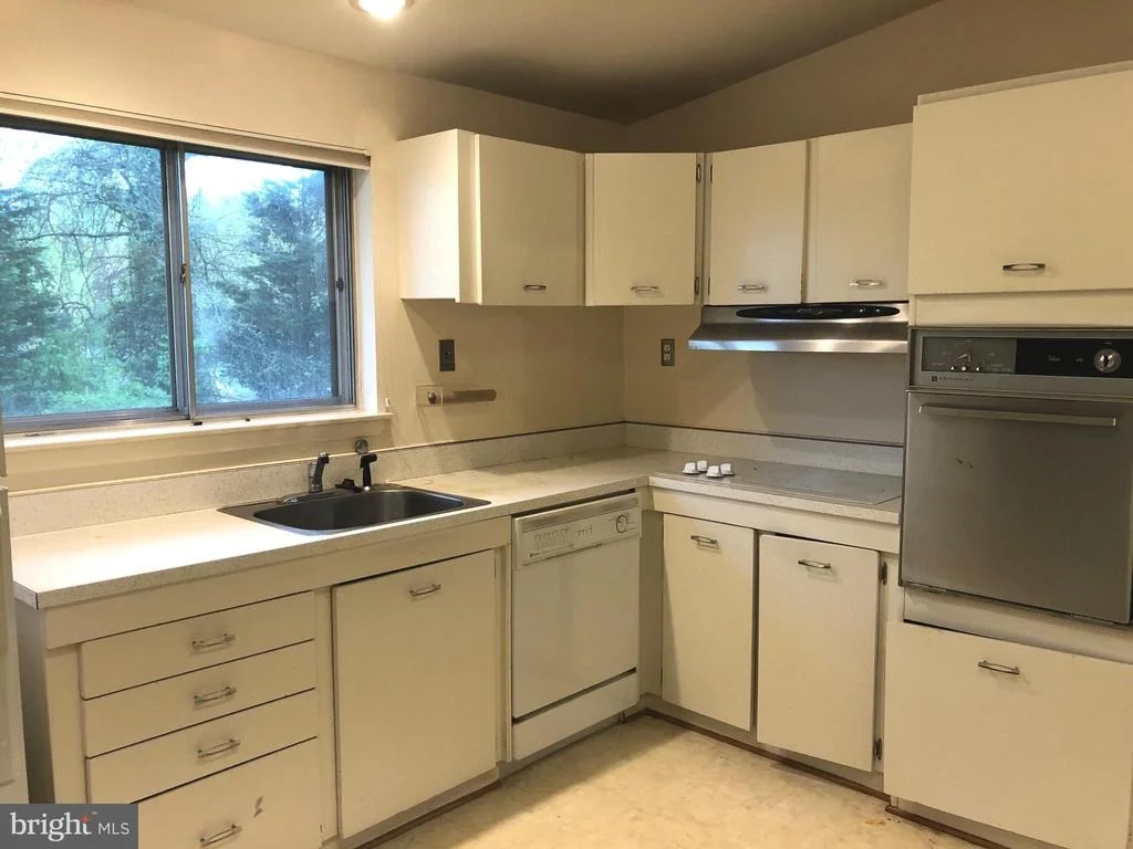 Photo of 11607 LEBARON TERRACE