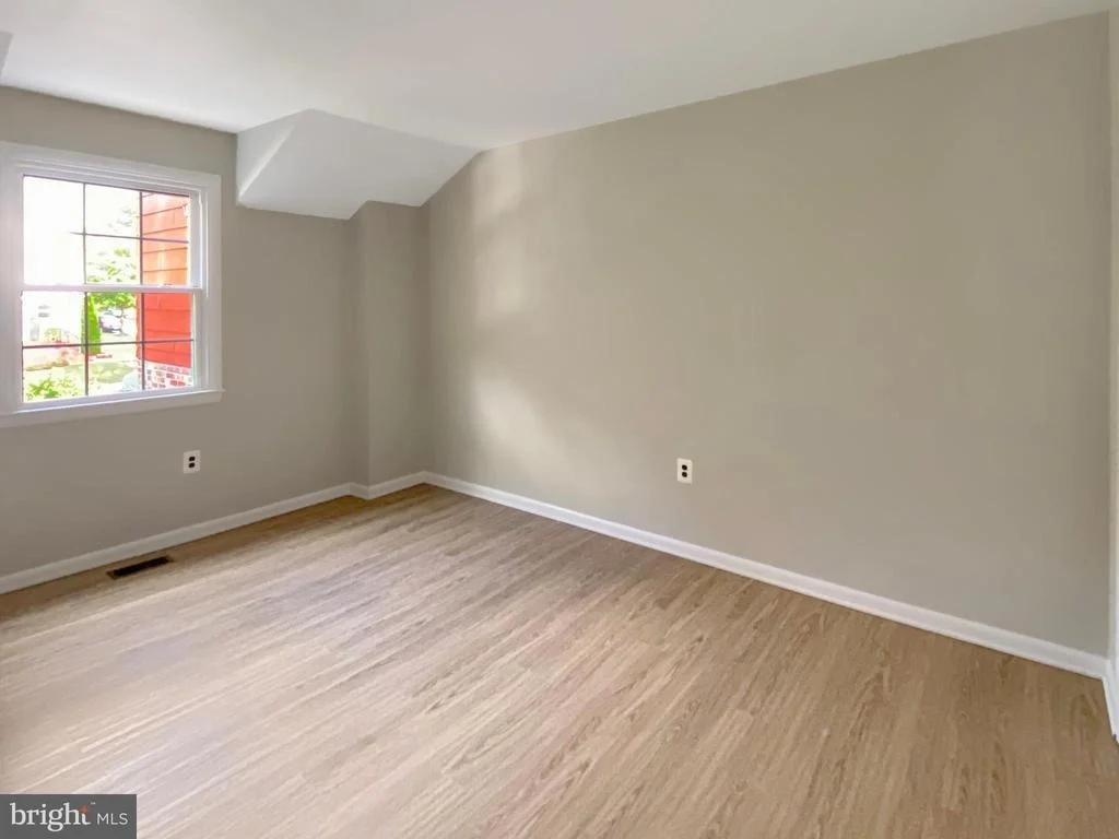 Photo of Unit 2C at 8486 IMPERIAL DRIVE