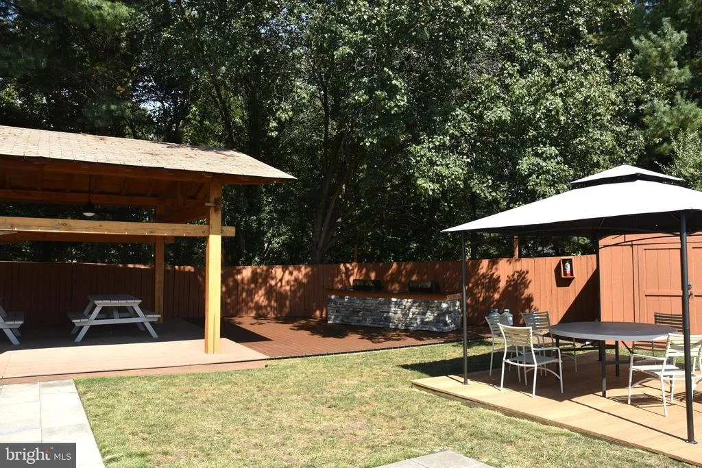 Photo of 3700 JOHN BARNES LANE