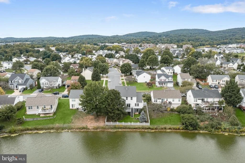 Photo of 236 LAKE COVENTRY DRIVE