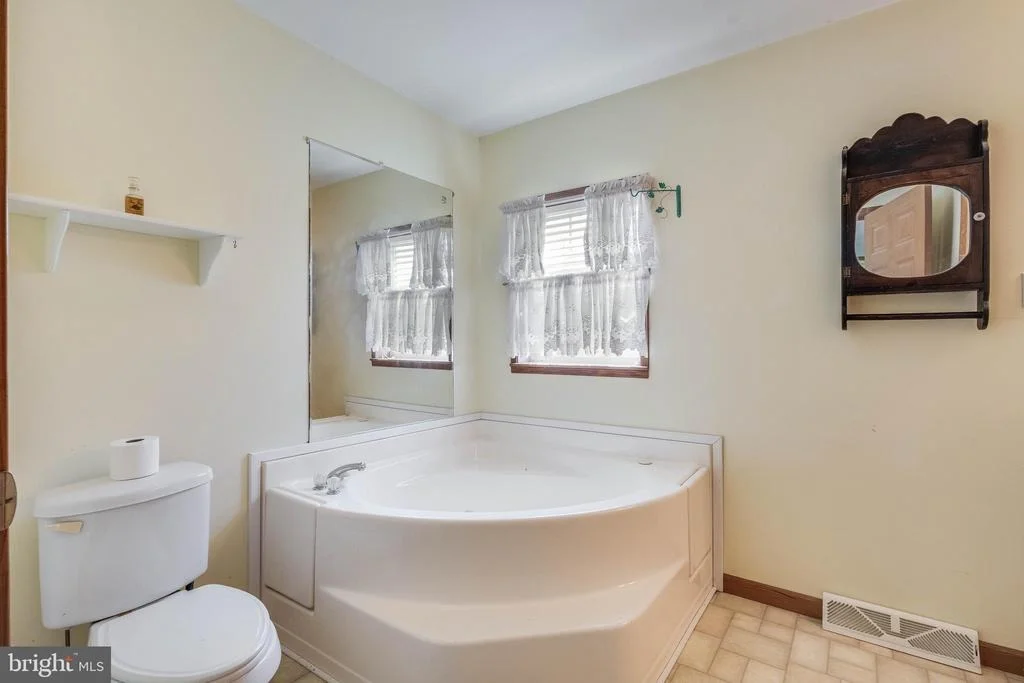 Photo of 10343 WALLER ROAD