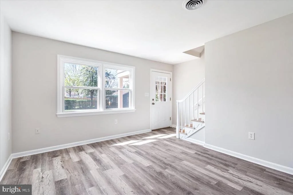 Photo of 704 TRAIL AVE