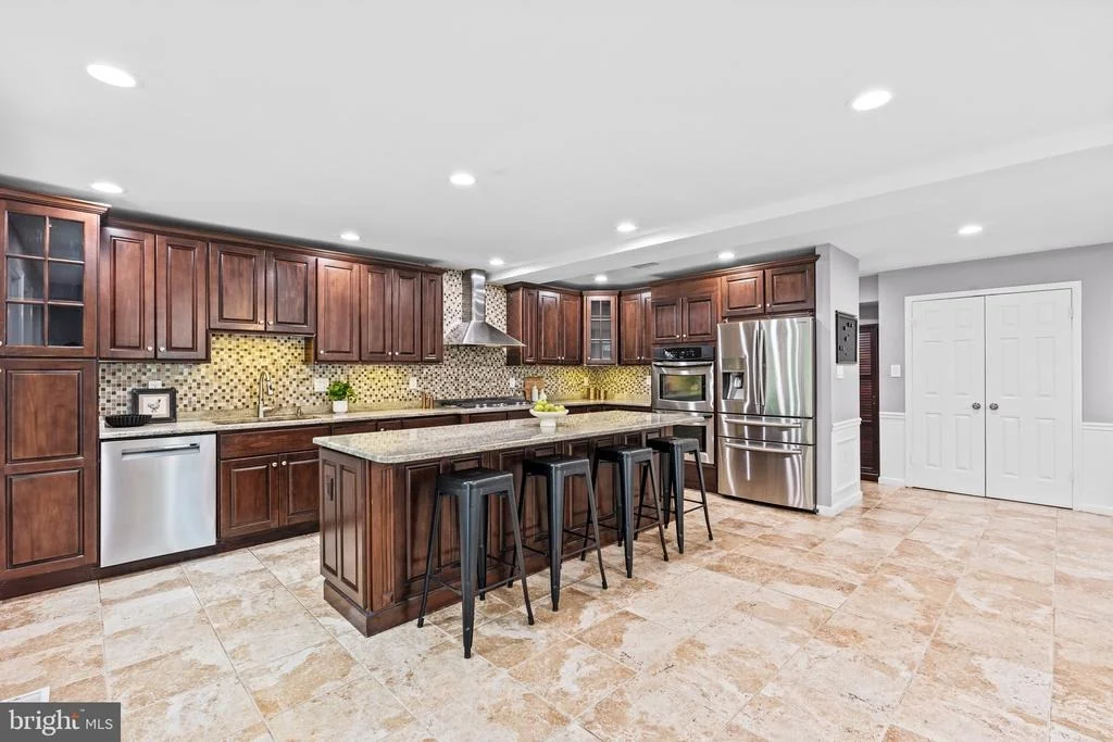 Photo of 6836 COMPTON HEIGHTS CIRCLE
