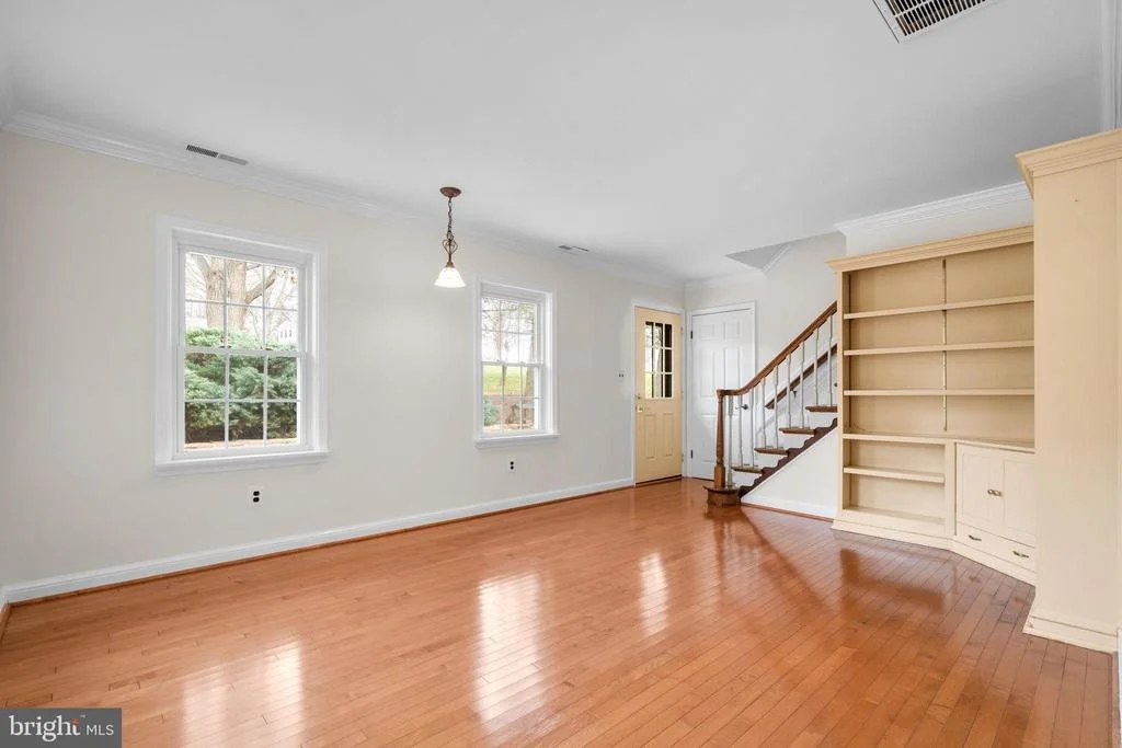 Photo of 3707 COOL CREST DRIVE