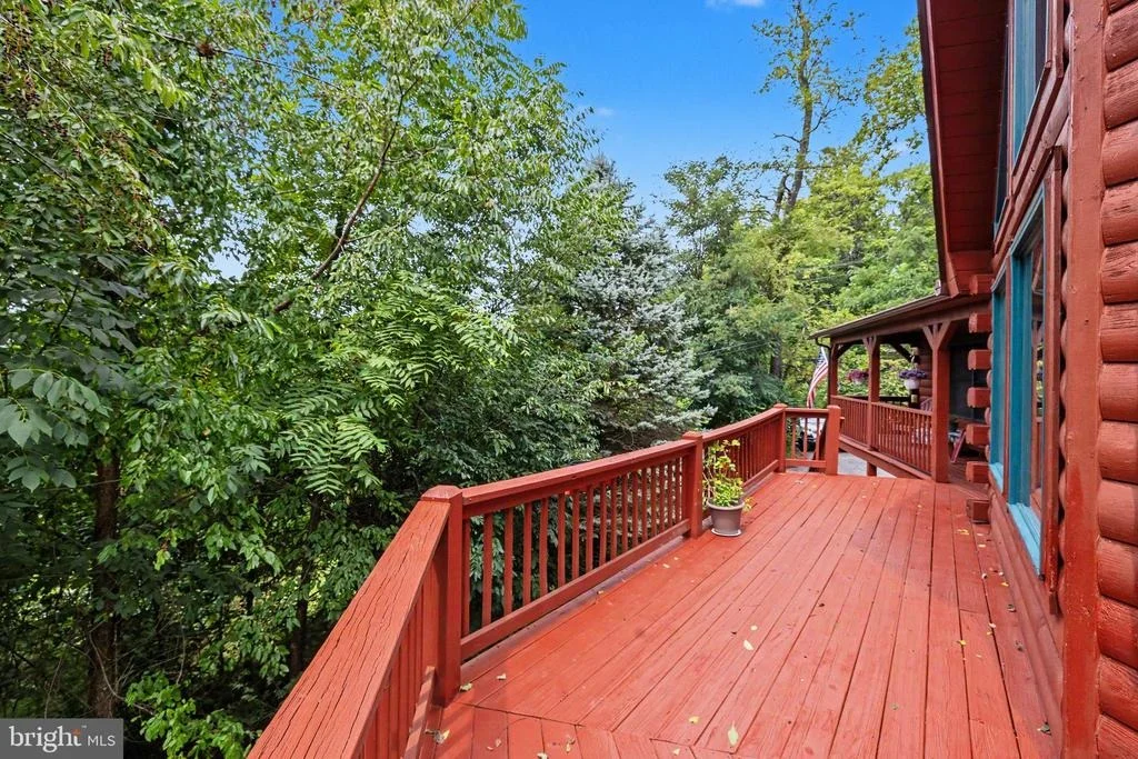 Photo of 186 HIGH KNOB ROAD
