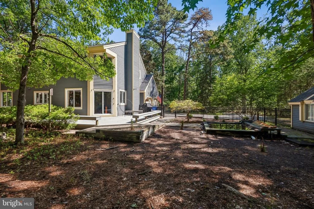 Photo of 3 POINTE VIEW CIRCLE