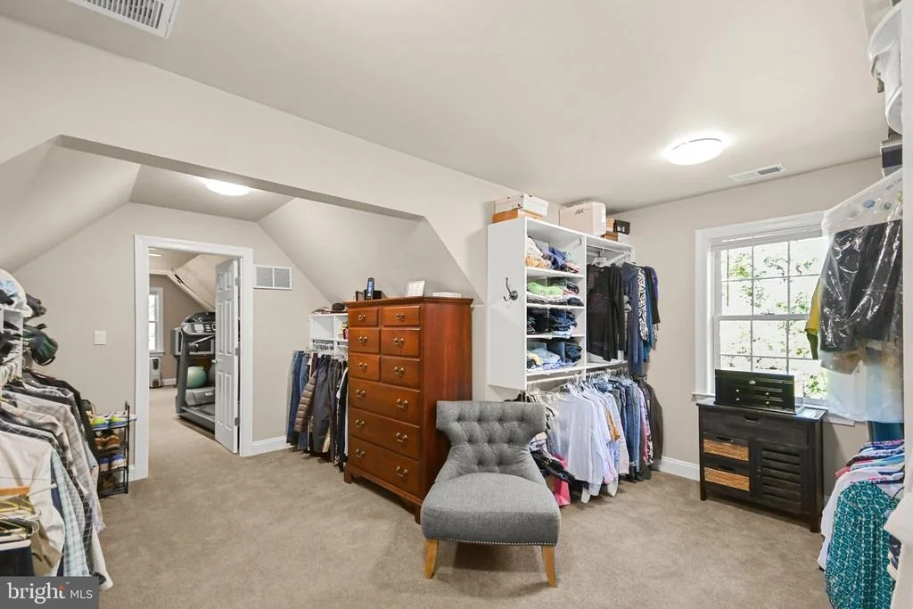 Photo of 4606 MOCKINGBIRD LANE