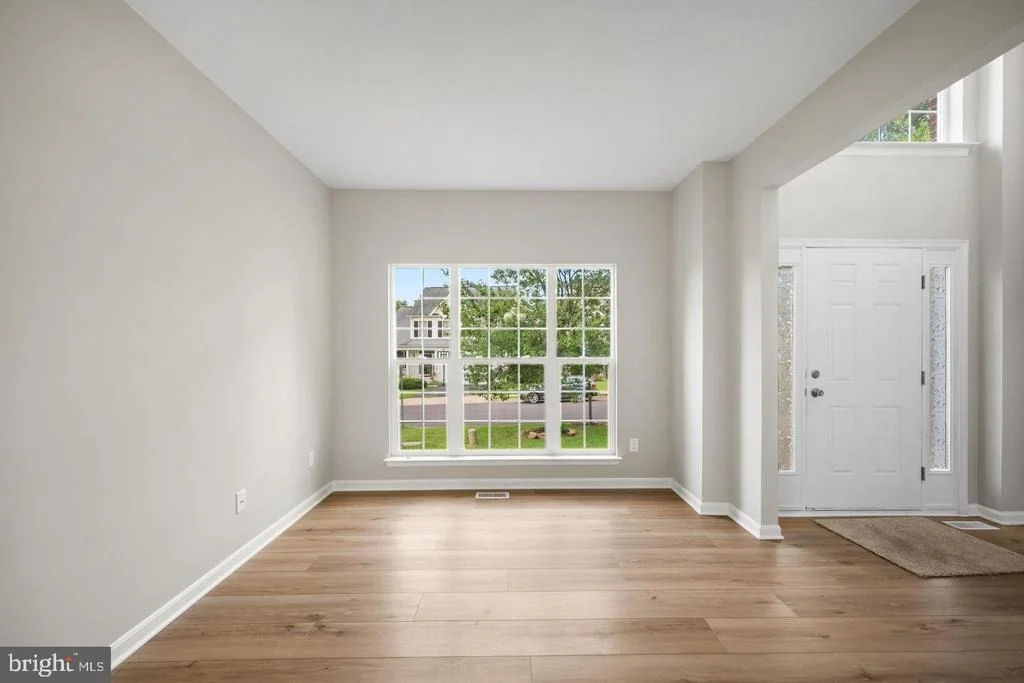 Photo of 927 FAIRWOOD DRIVE