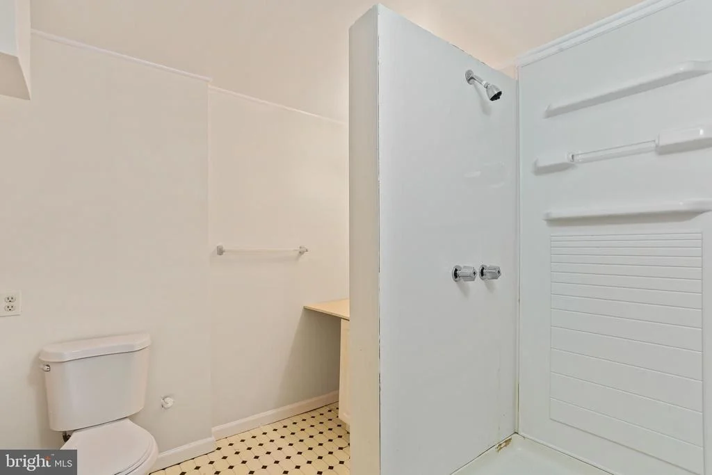 Photo of 1128 W NOLCREST DRIVE