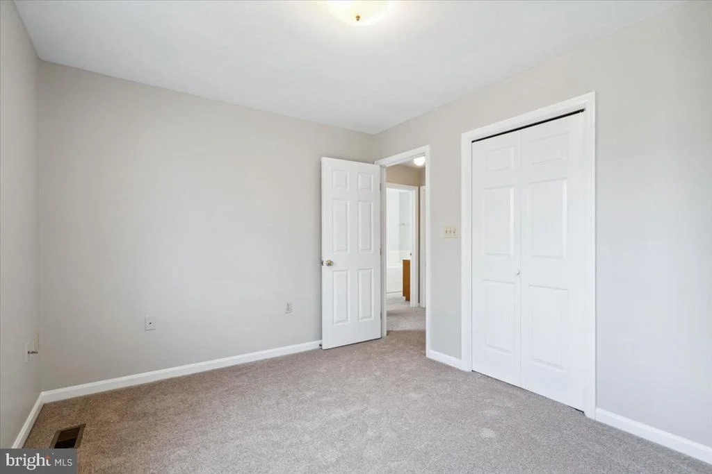 Photo of 7918 RIVER RUN COURT
