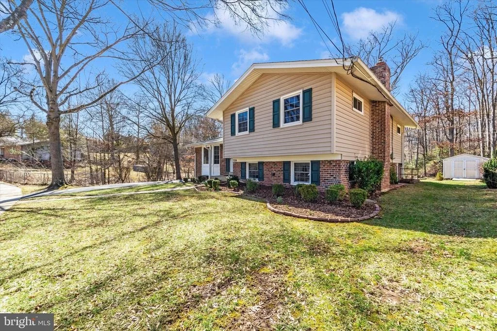 Photo of 7004 KEPNER COURT