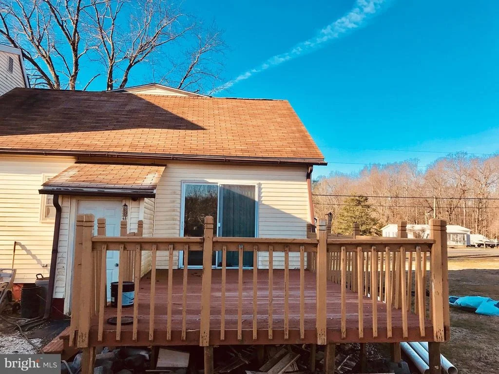 Photo of 1495 DINAHS CORNER ROAD