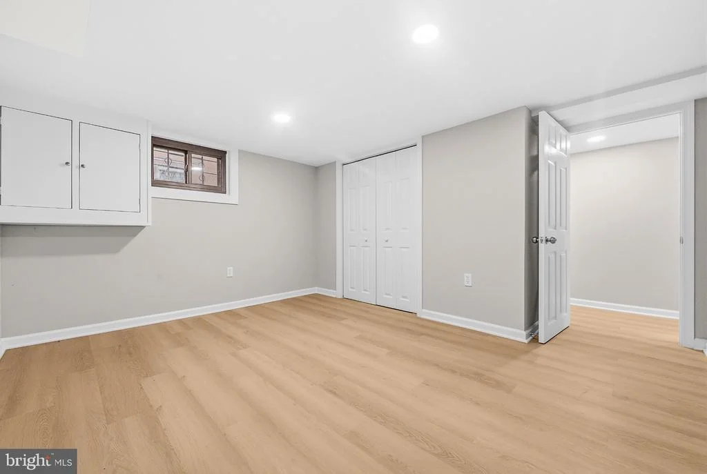 Photo of 303 67TH PLACE