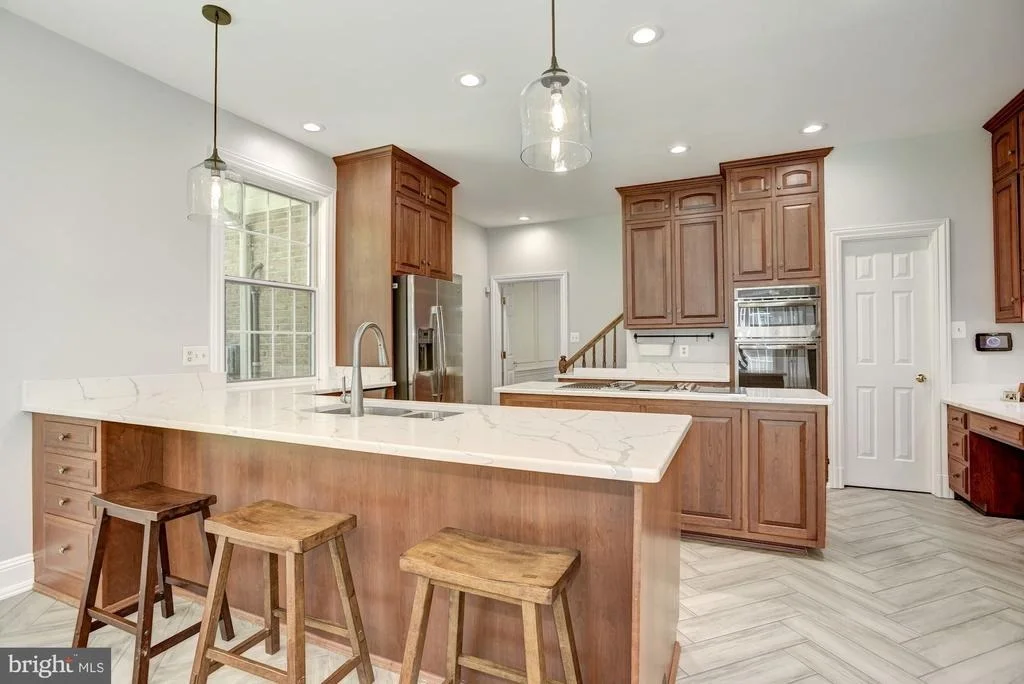Photo of 9563 EDMONSTON DRIVE