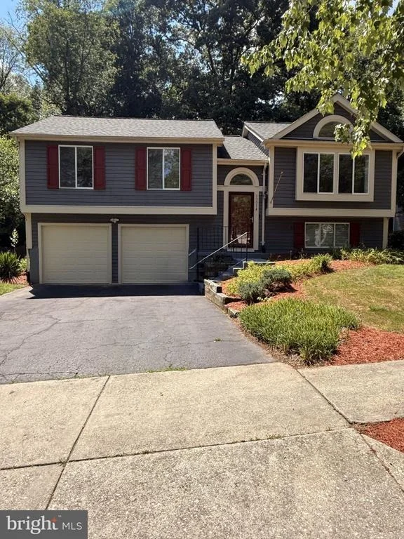 Photo of 13514 STEEPLECHASE DRIVE