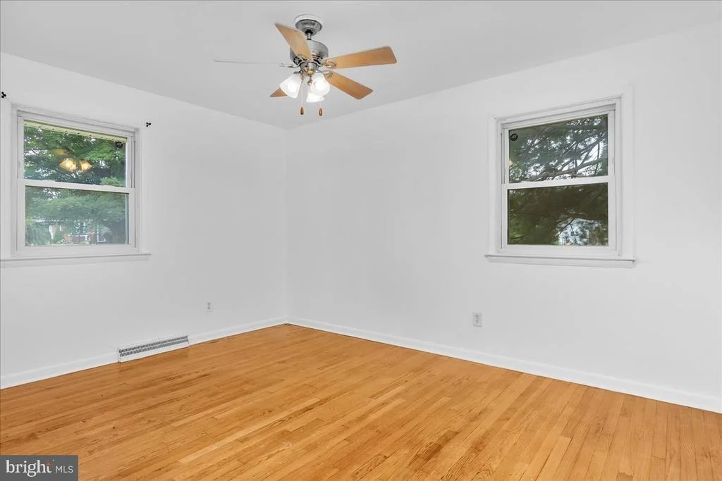 Photo of 10602 OAKTREE CIRCLE