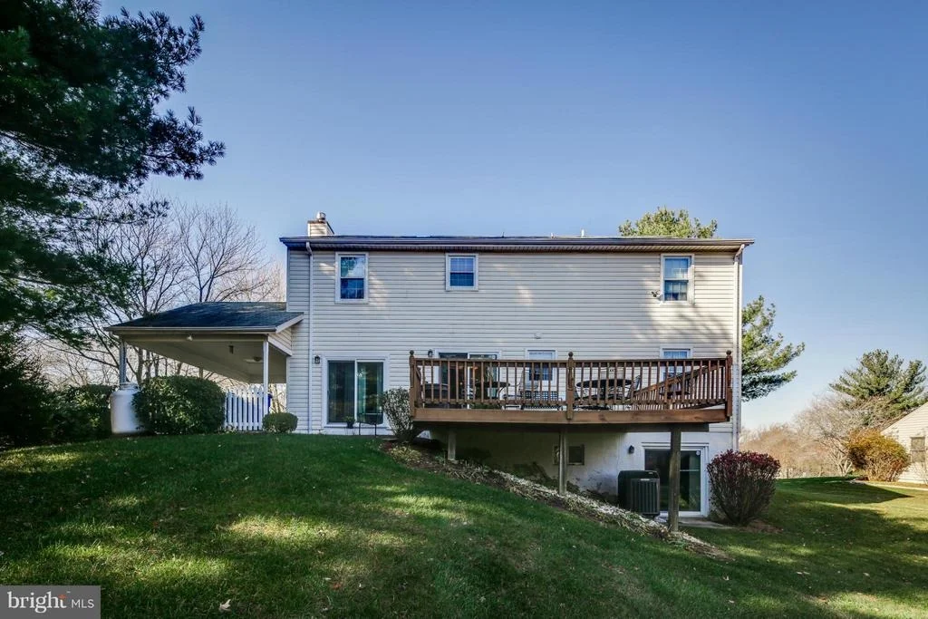 Photo of 8481 HEATHERWOLD DRIVE