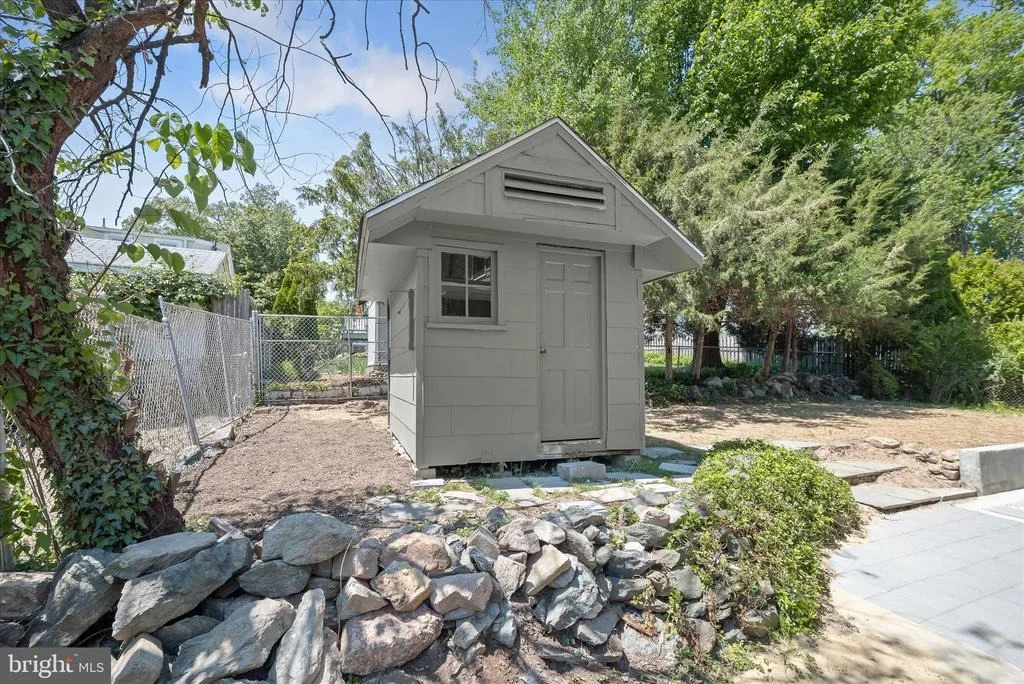 Photo of 10128 HEREFORD PLACE