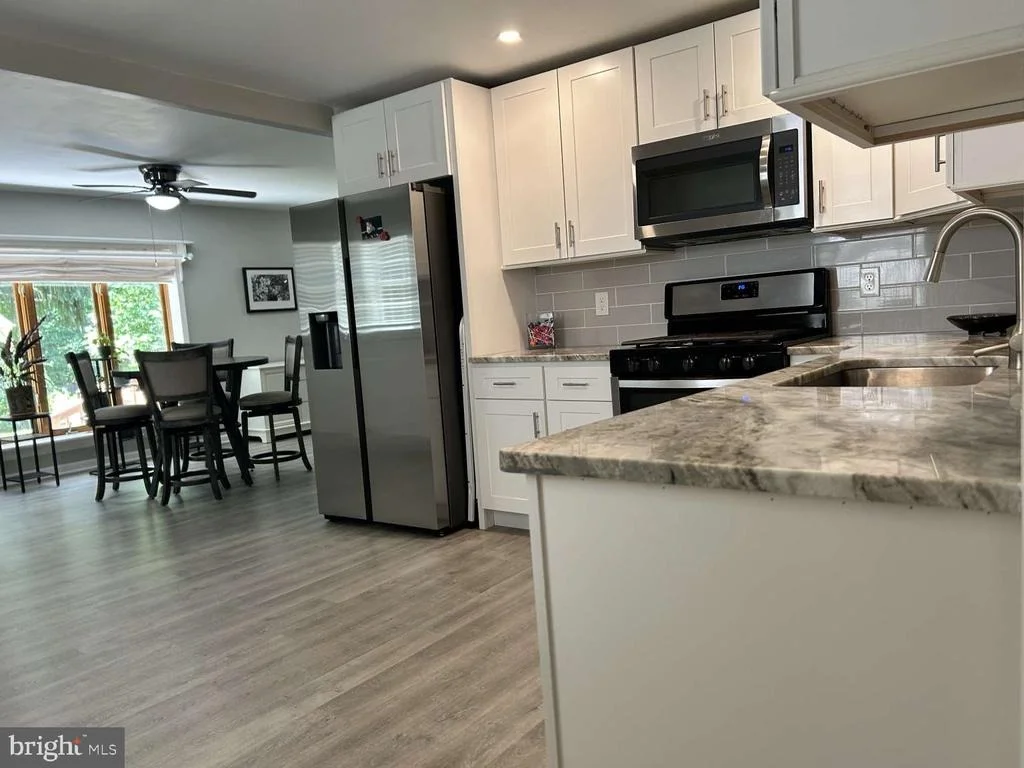 Photo of 836 SPRUCE LANE