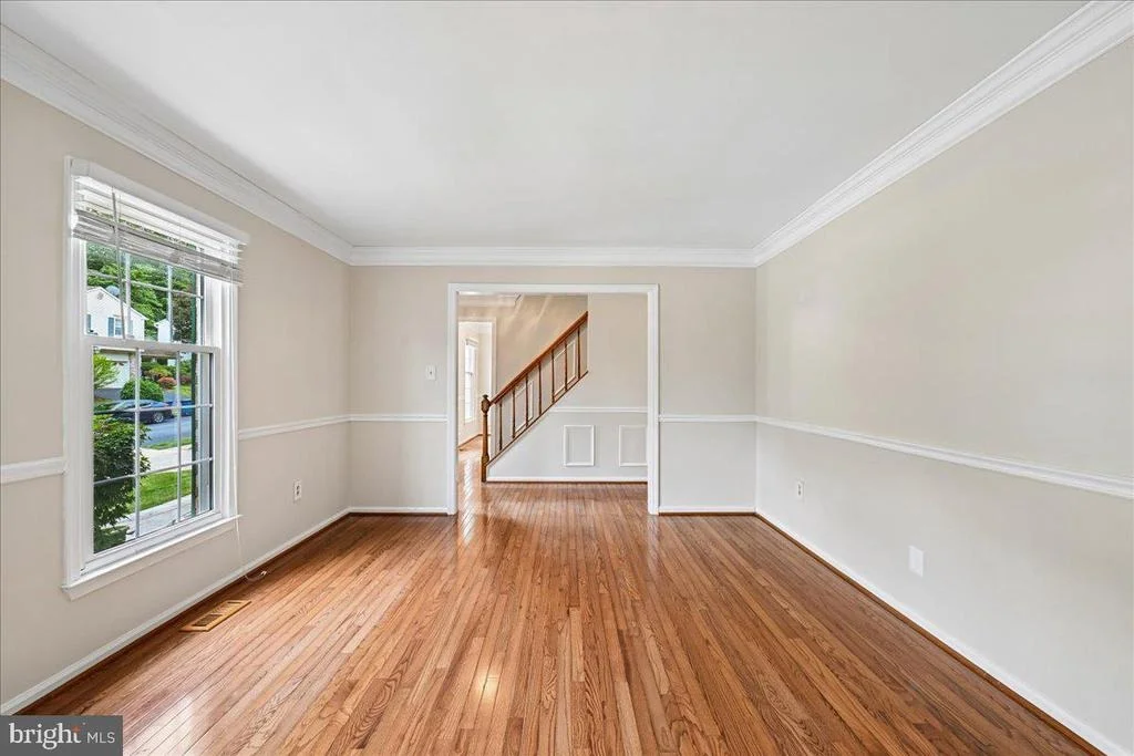 Photo of 7592 RUXTON DRIVE