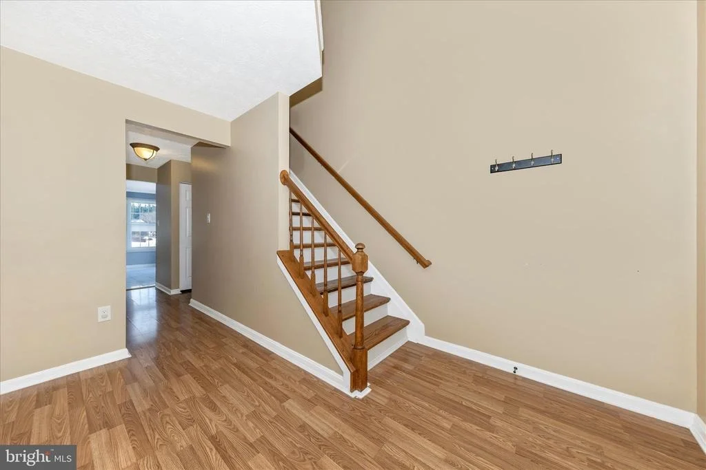 Photo of 2160 COLLINGWOOD LANE
