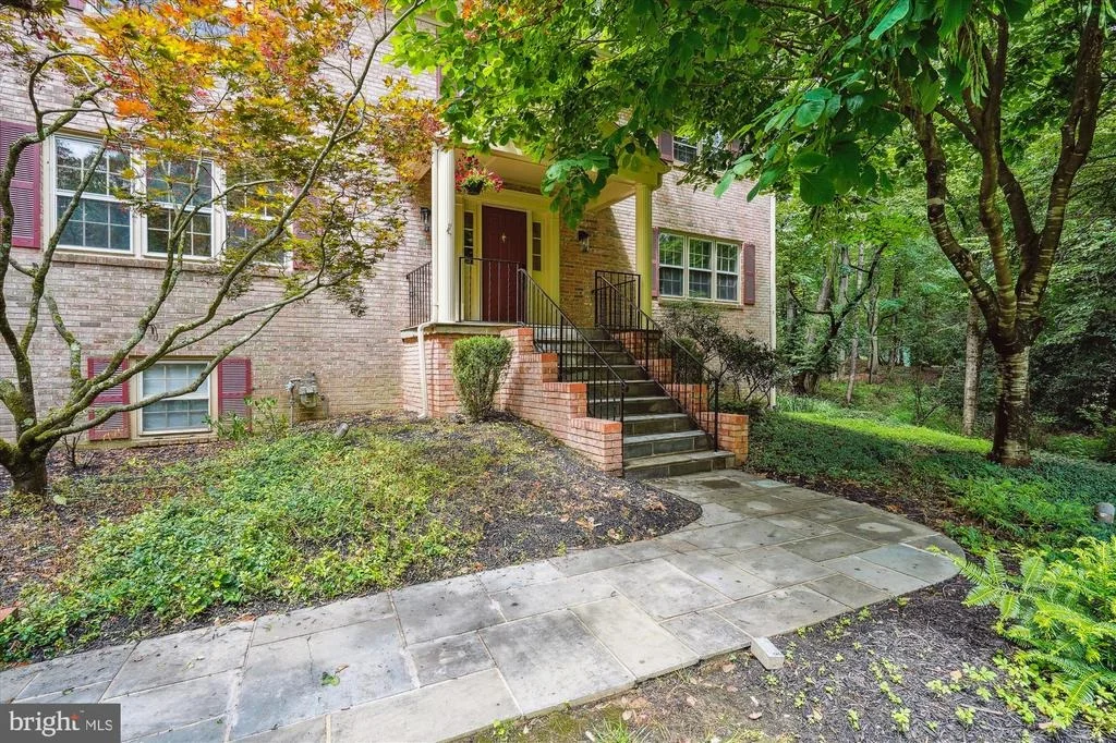 Photo of 7621 BURFORD DRIVE