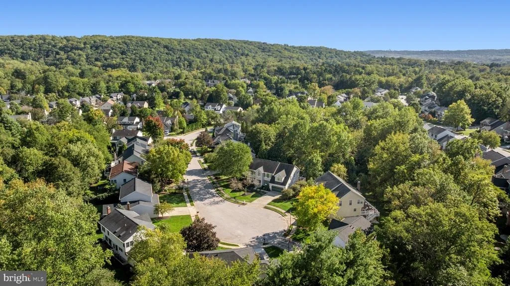 Photo of 11610 SILVERMAPLE COURT