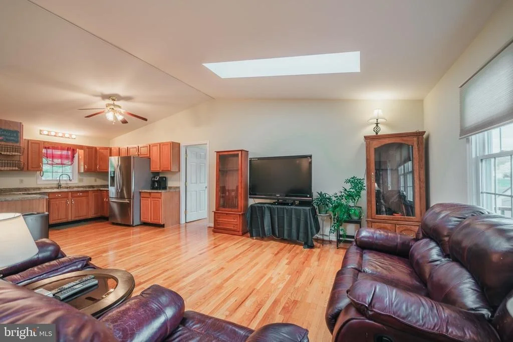 Photo of 15221 WOODCREST DRIVE