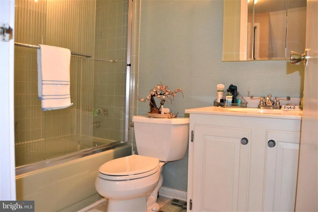 Photo of 613 BAY GREEN DRIVE