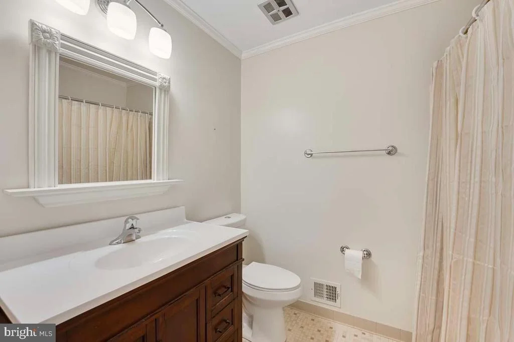 Photo of 12503 LEE HILL DRIVE