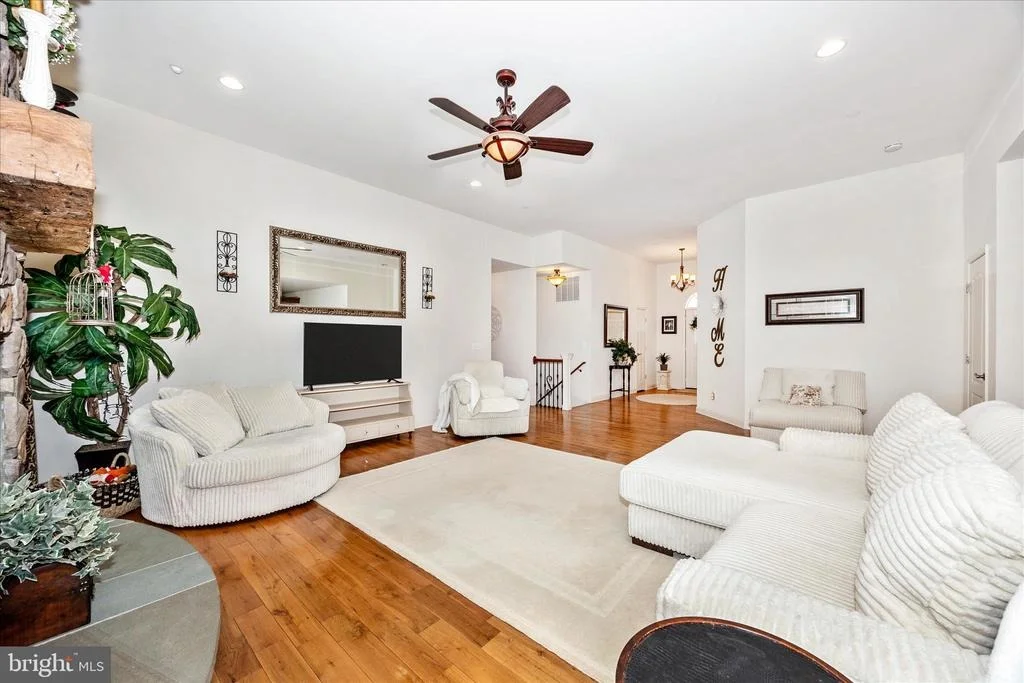 Photo of 7145 LINGANORE ROAD