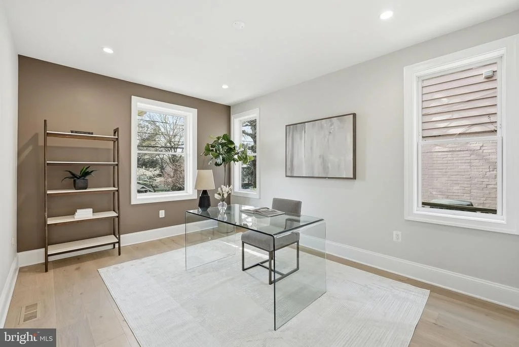 Photo of 5047 MACARTHUR BOULEVARD NW