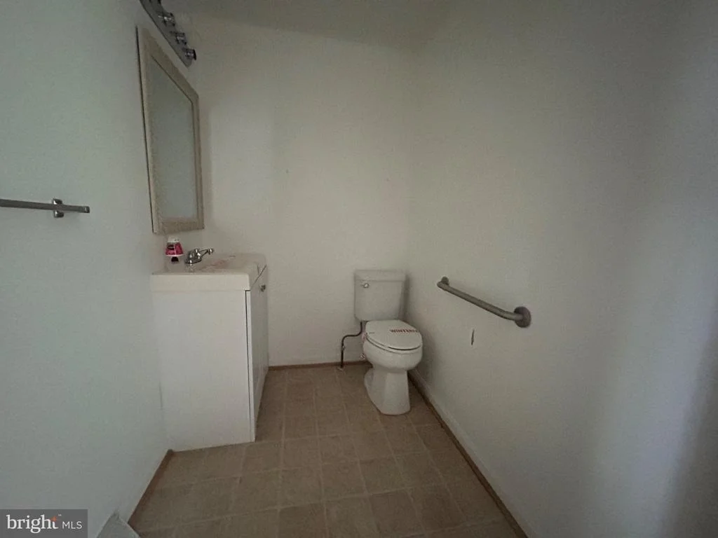 Photo of 4850 DAYTON PLACE