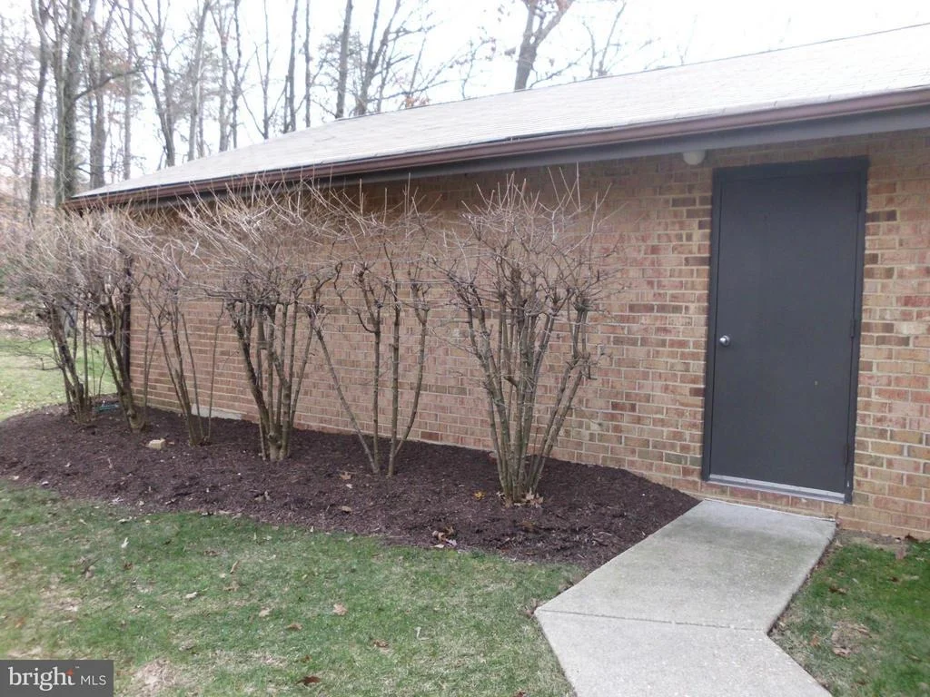 Photo of Unit 862D at 15301 PINE ORCHARD DRIVE
