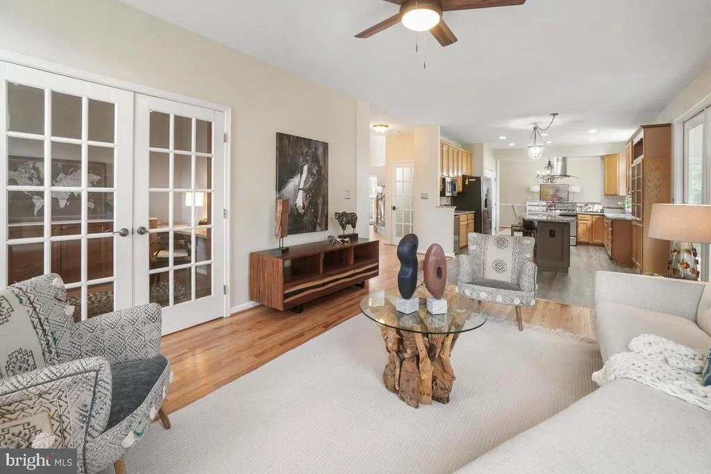 Photo of 4903 SUTHERLAND DRIVE