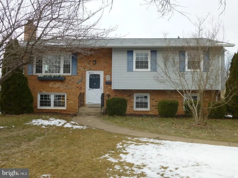 Photo of 9502 SUDLEY MANOR DRIVE